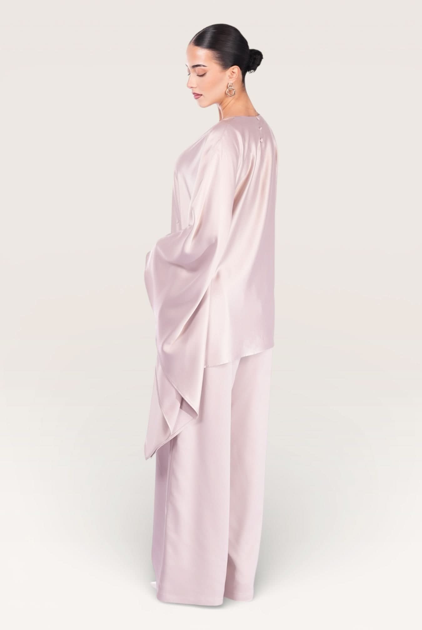 silk muse - almond - Losyana.Shop