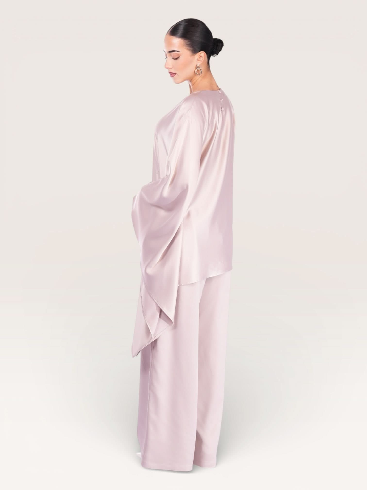 silk muse - almond - Losyana.Shop