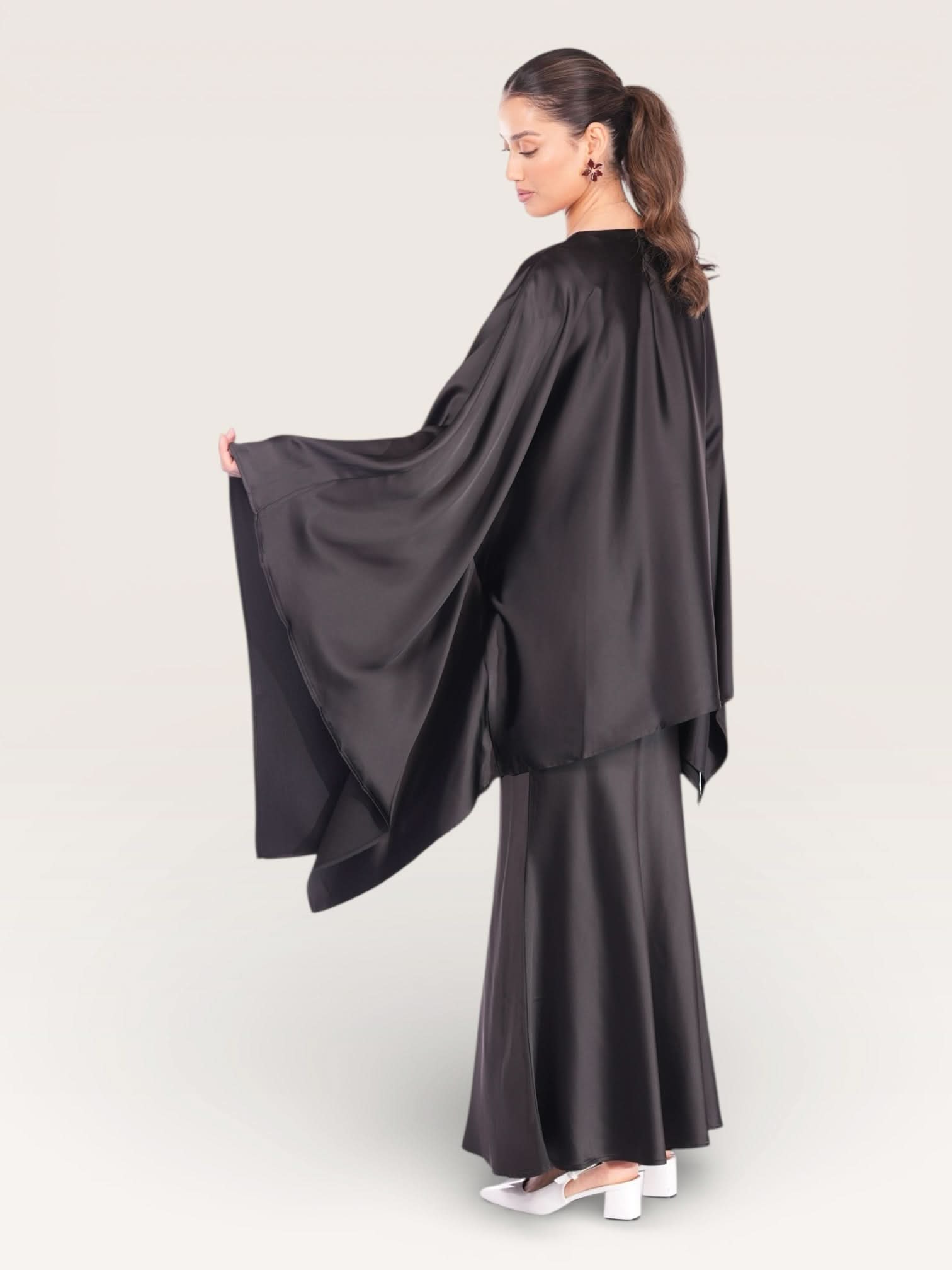 silk muse - black - Losyana.Shop