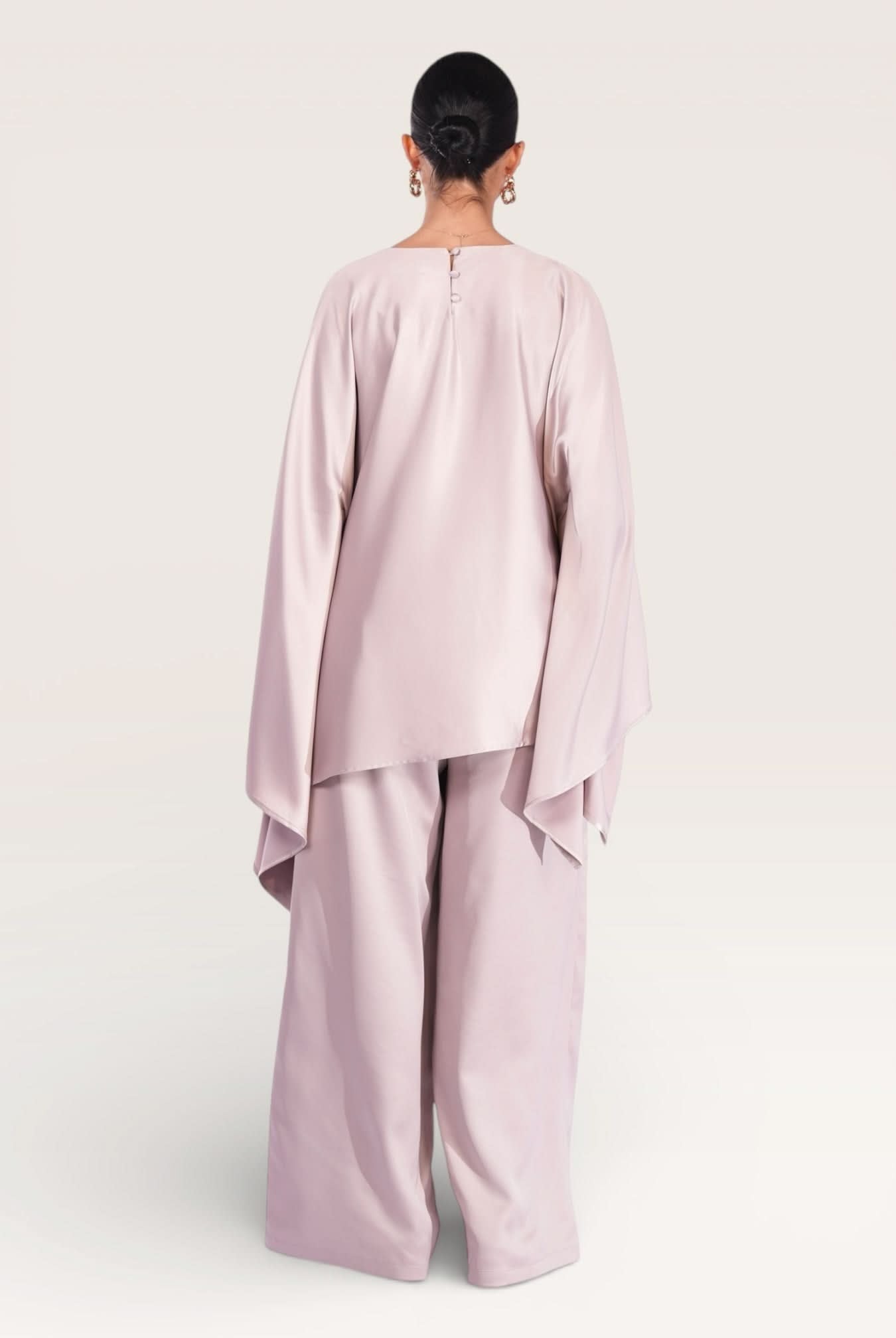 silk muse - almond - Losyana.Shop