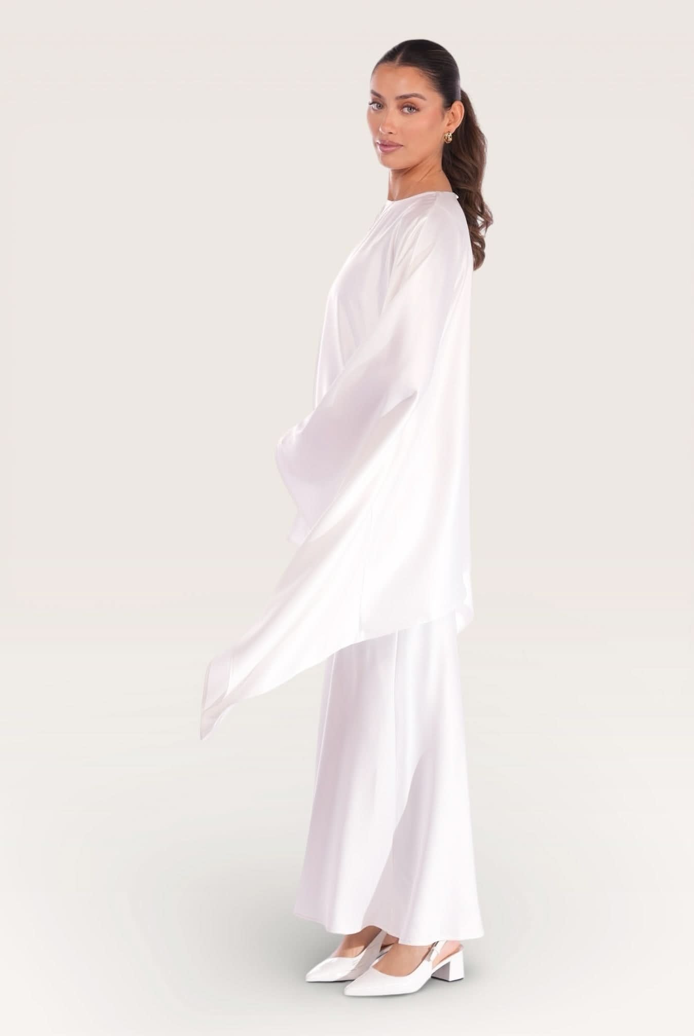 silk muse - white - Losyana.Shop