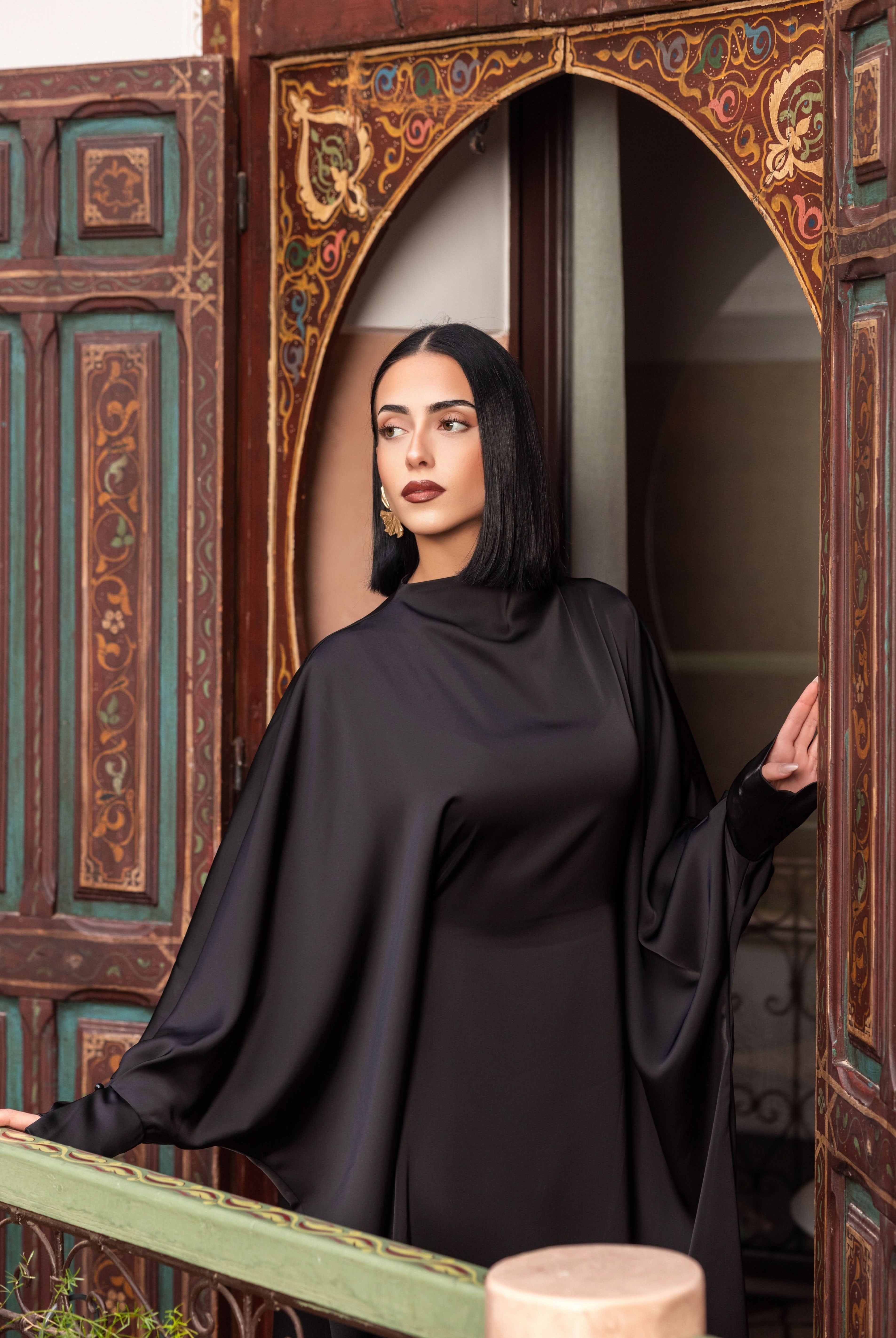 arabian satin abaya - black - Losyana.Shop
