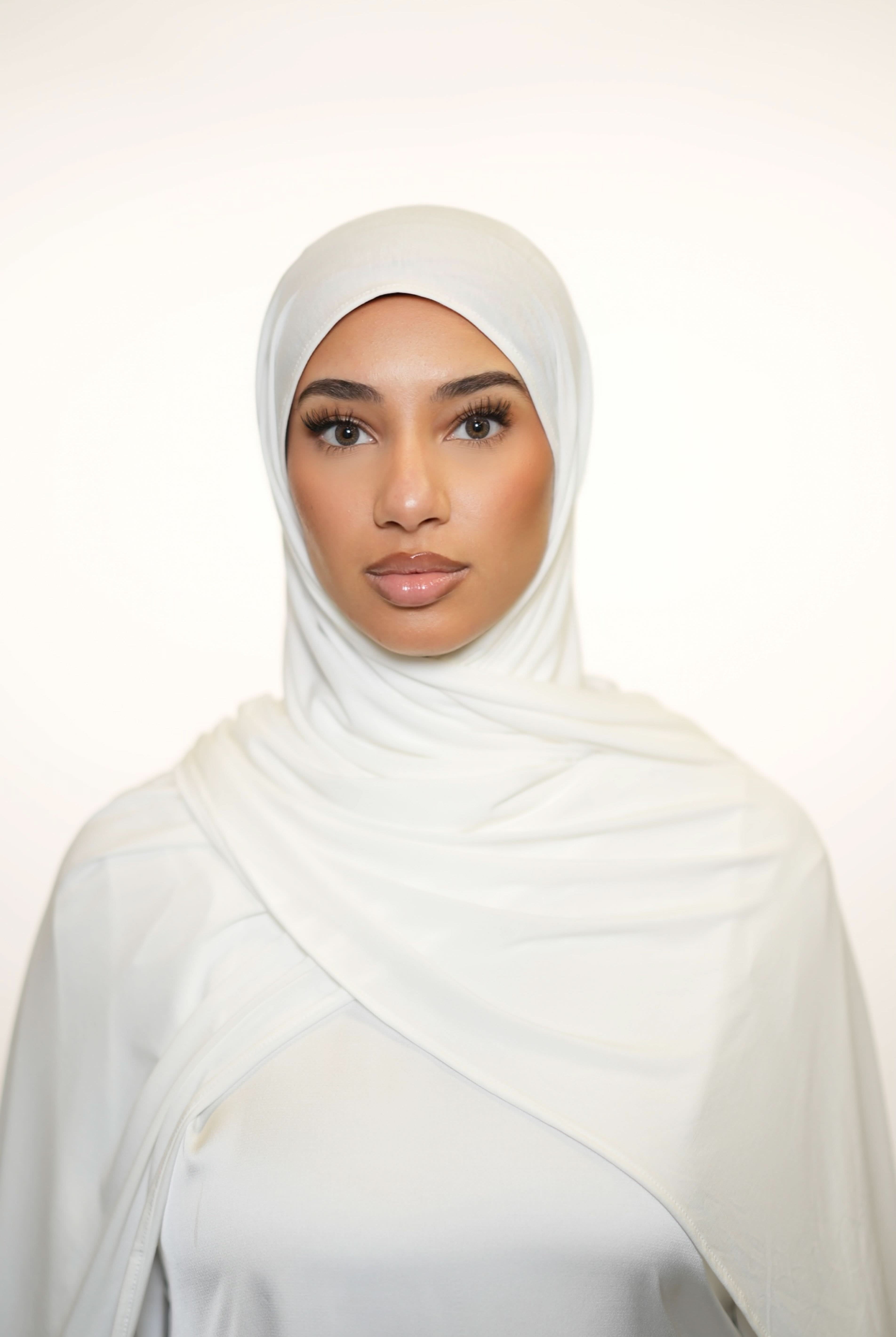 Vela Jersey - white - Losyana.Shop