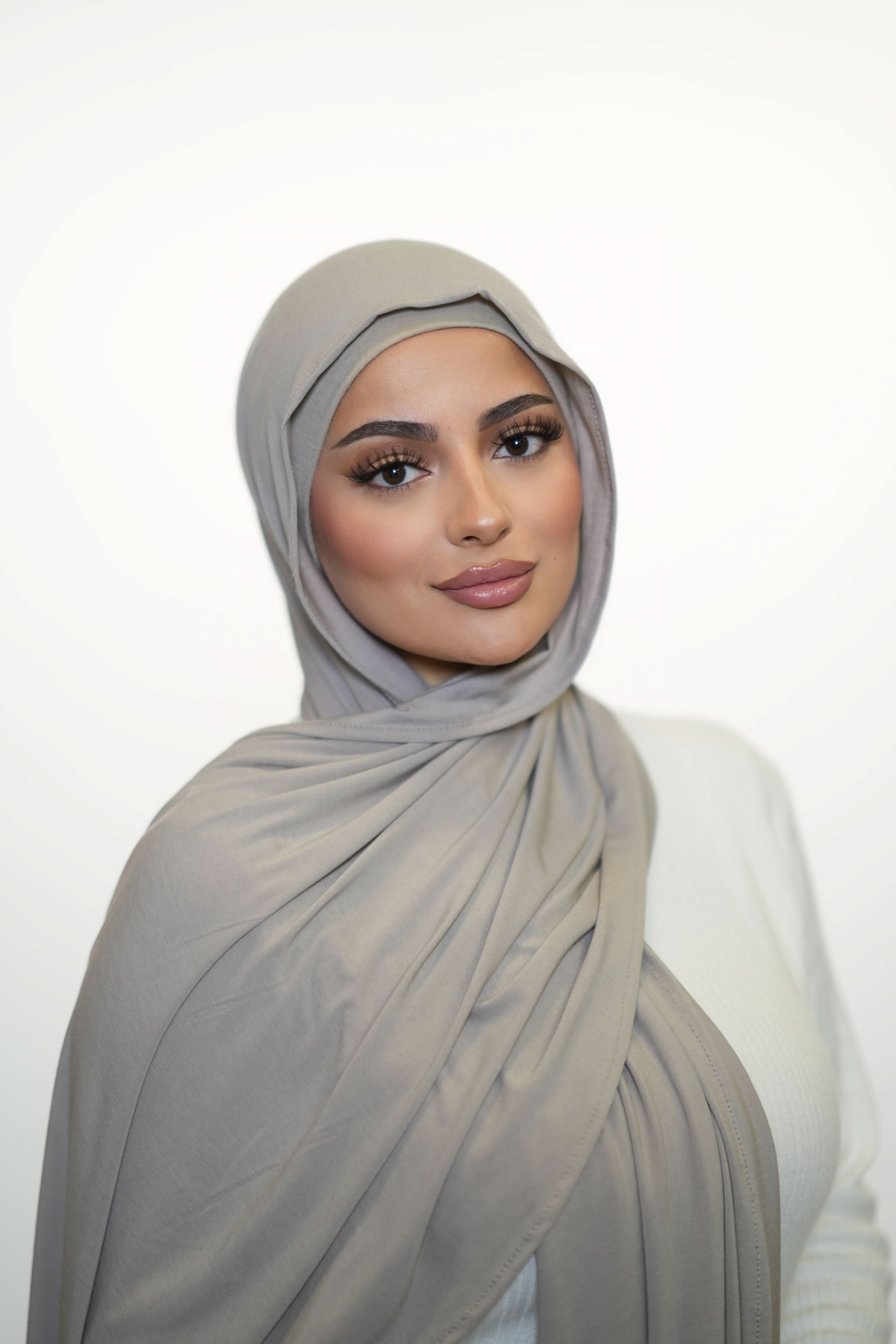 Vela Jersey - light grey - Losyana.Shop