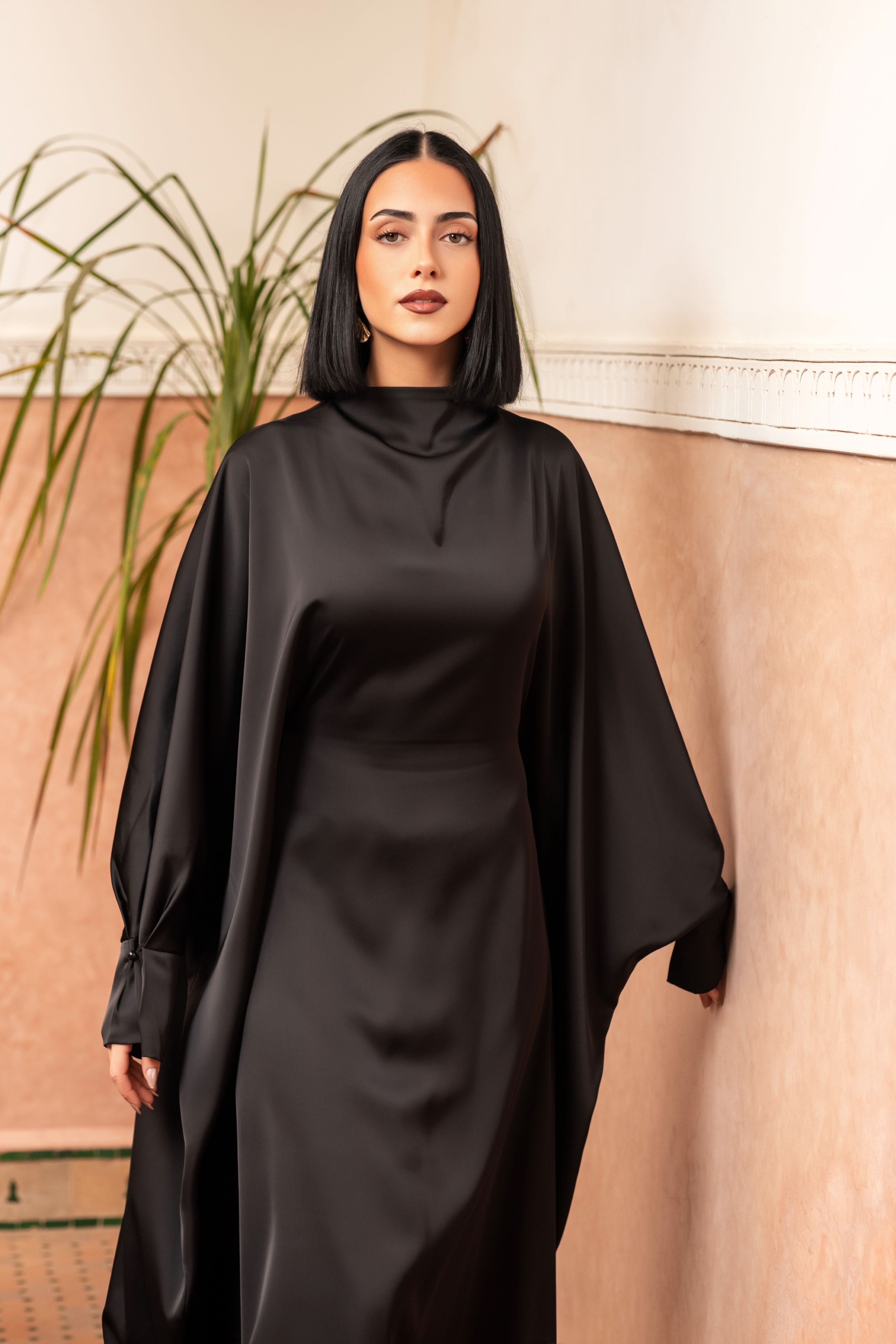 arabian satin abaya - black - Losyana.Shop