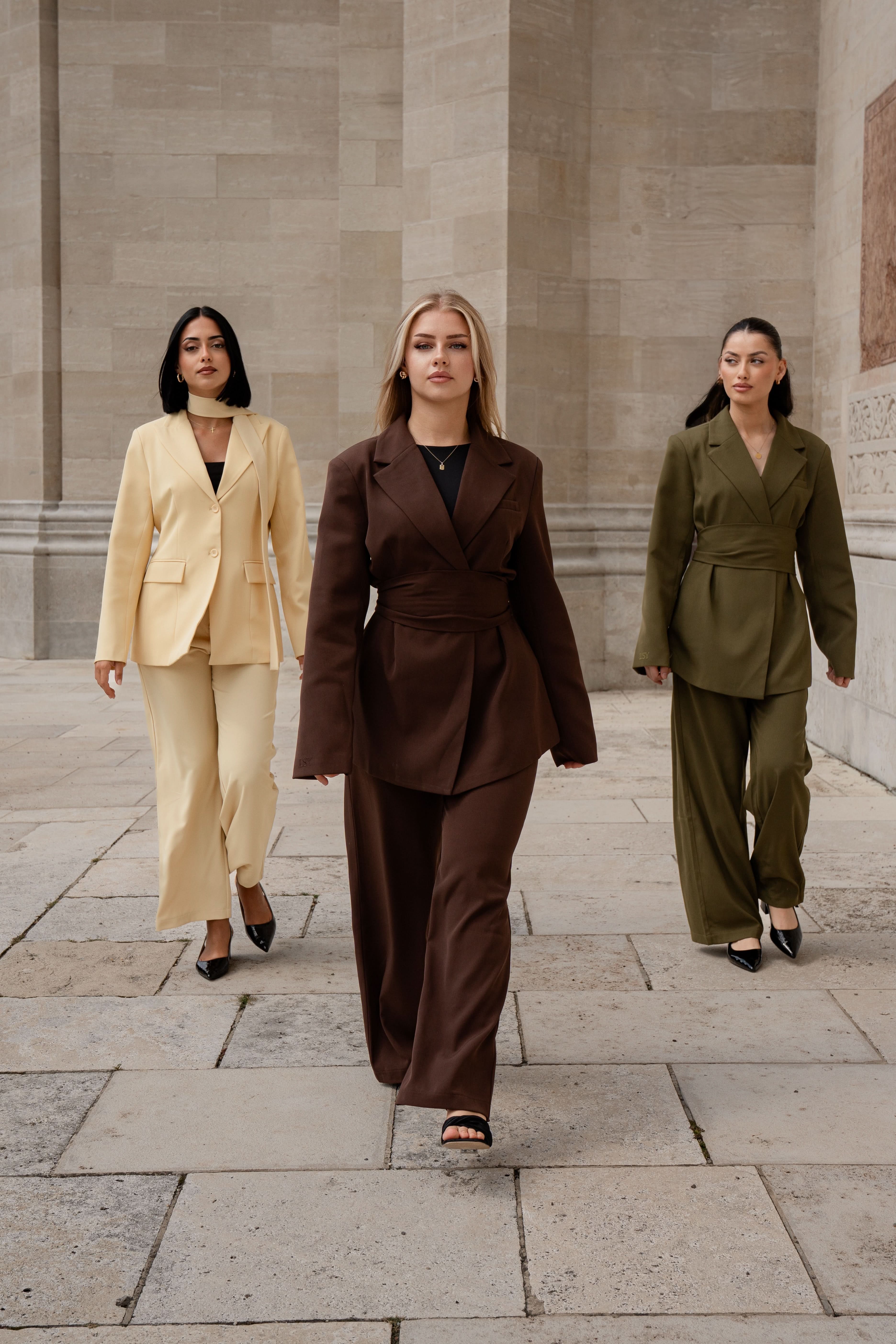 the noble belted blazer - mocca mousse - Losyana.Shop